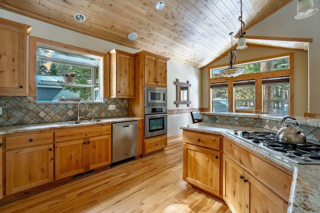 7282 9th Avenue, Tahoma, CA 96142