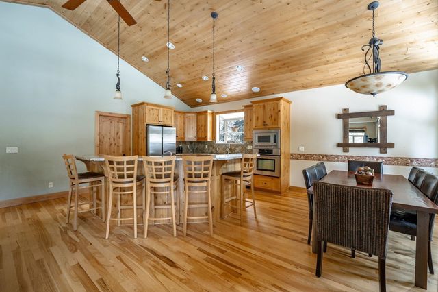 7282 9th Avenue, Tahoma, CA 96142