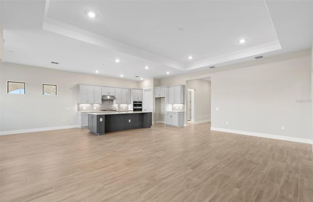 5016 STONEY POINT GLEN, Lakewood Ranch, FL 34211