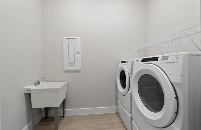 5016 STONEY POINT GLEN, Lakewood Ranch, FL 34211