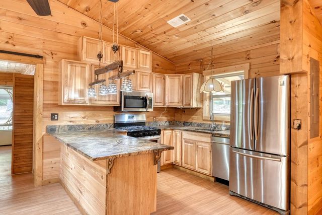 85 Cold Springs Road, Morganton, GA 30560