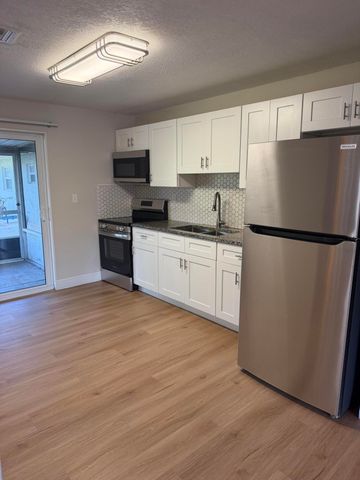 2727 SE Normand Street, Stuart, FL 34997