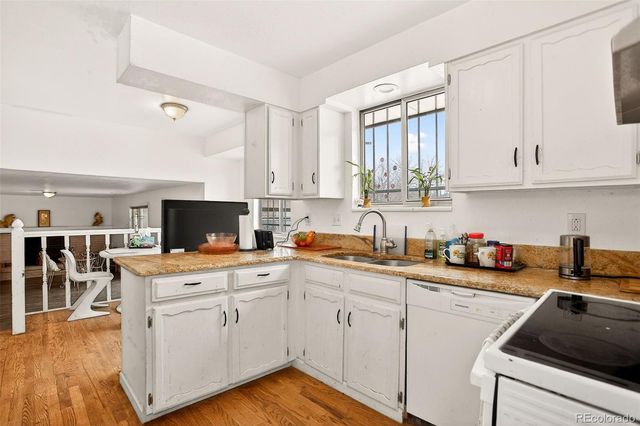 2000 E Easter Avenue, Centennial, CO 80122