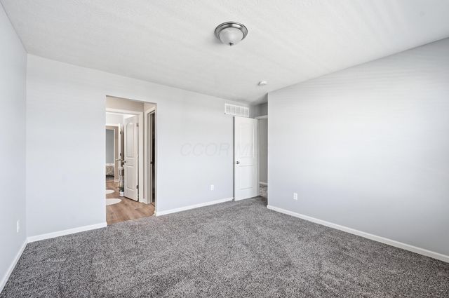 6487 Orangeberry Road, Hilliard, OH 43026