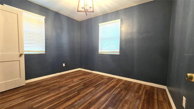 1131 NE 10TH AVENUE, Gainesville, FL 32601