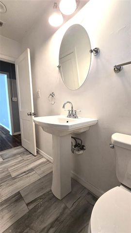 1131 NE 10TH AVENUE, Gainesville, FL 32601