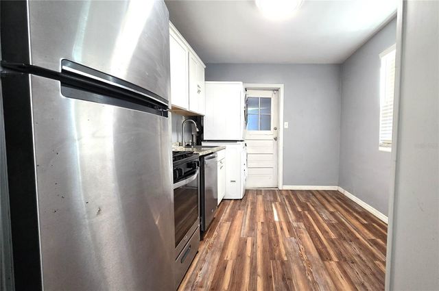 1131 NE 10TH AVENUE, Gainesville, FL 32601