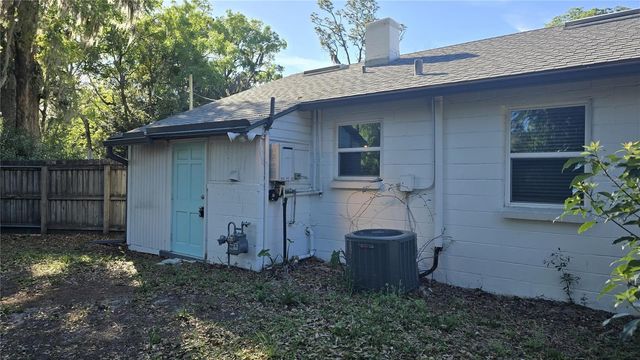 1131 NE 10TH AVENUE, Gainesville, FL 32601