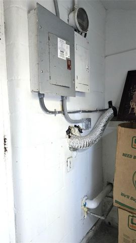 1131 NE 10TH AVENUE, Gainesville, FL 32601