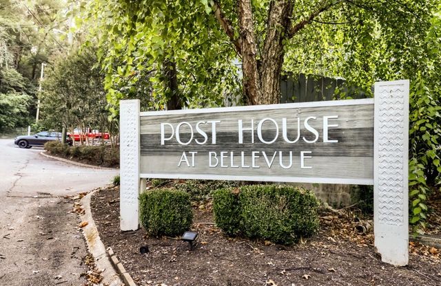 402 Post Creek Rd, Nashville, TN 37221