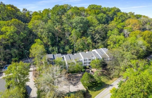 402 Post Creek Rd, Nashville, TN 37221