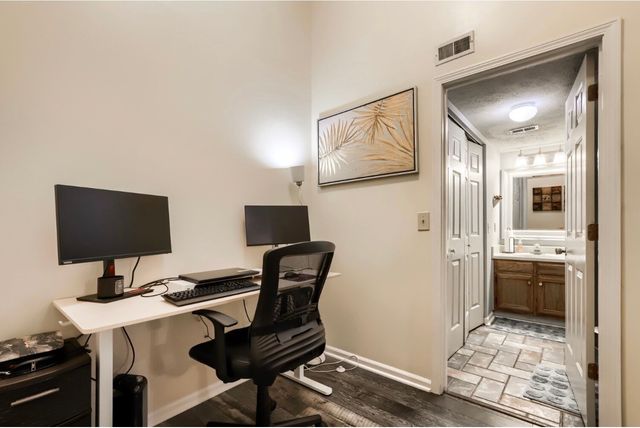 402 Post Creek Rd, Nashville, TN 37221