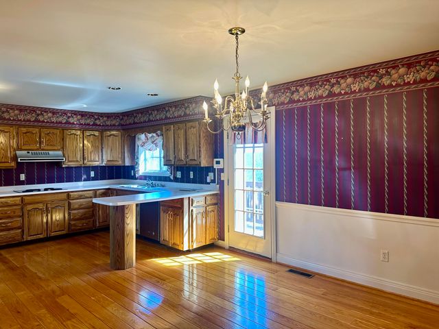 604 E 9th Street, London, KY 40741