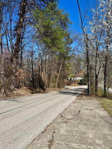 604 E 9th Street, London, KY 40741