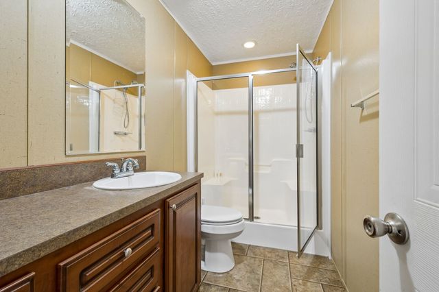 555 Wesley Chapel Rd, Sparta, TN 38583