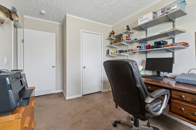 555 Wesley Chapel Rd, Sparta, TN 38583