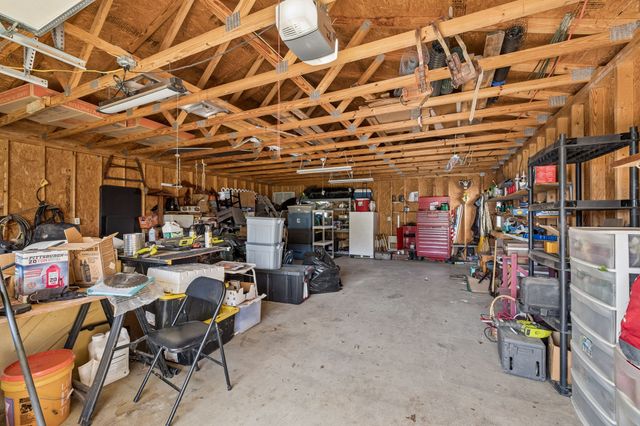 555 Wesley Chapel Rd, Sparta, TN 38583