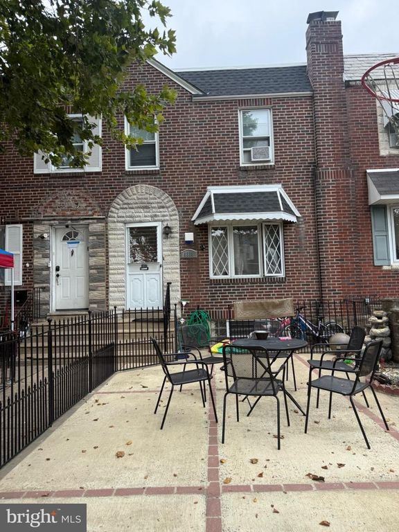 6338 JACKSON ST, Philadelphia, PA 19135