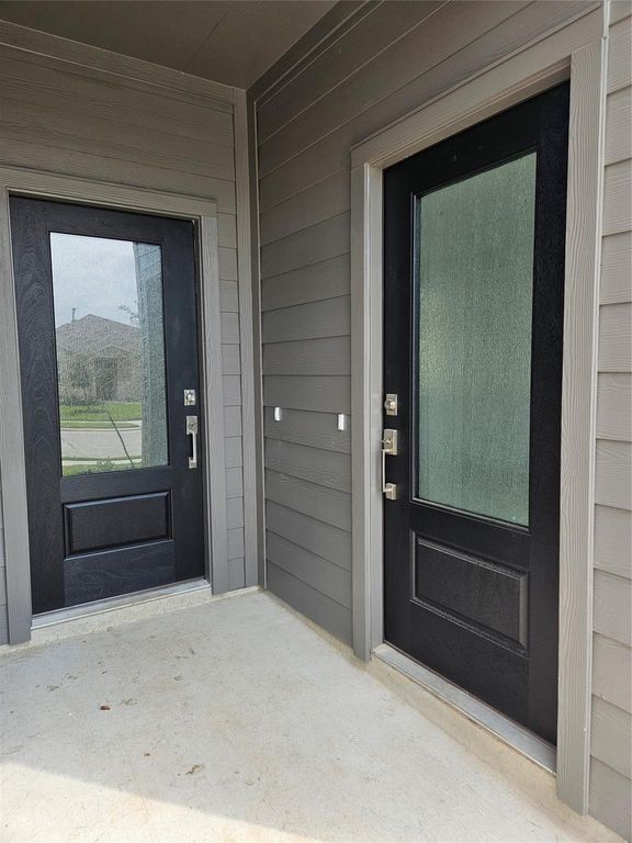 Image 2 of property listing at 3021 Waterwood Pass Drive, Katy, TX 77493