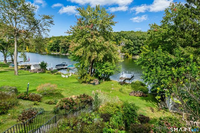 55 Cedar Drive, Danbury, CT 06811