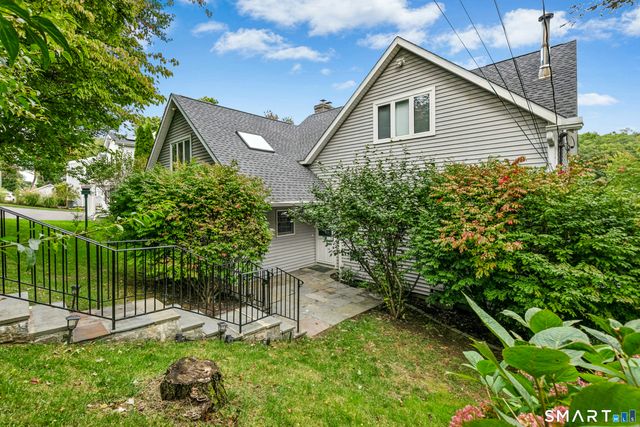 55 Cedar Drive, Danbury, CT 06811
