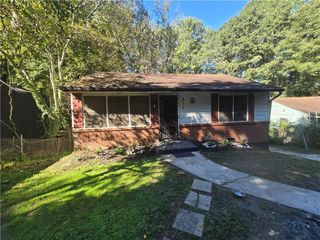 838 Woods Drive NW, Atlanta, GA 30318