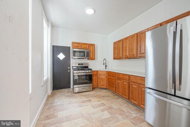 3227 SALMON ST, Philadelphia, PA 19134