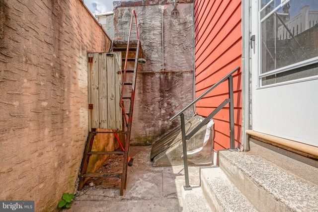 3227 SALMON ST, Philadelphia, PA 19134