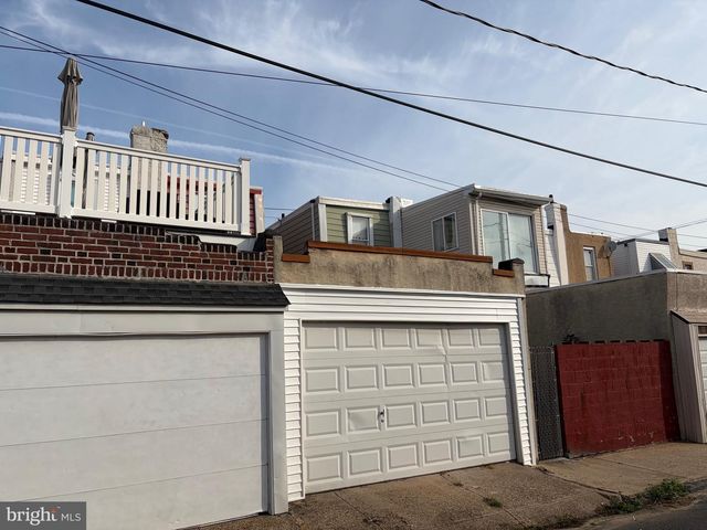 3227 SALMON ST, Philadelphia, PA 19134