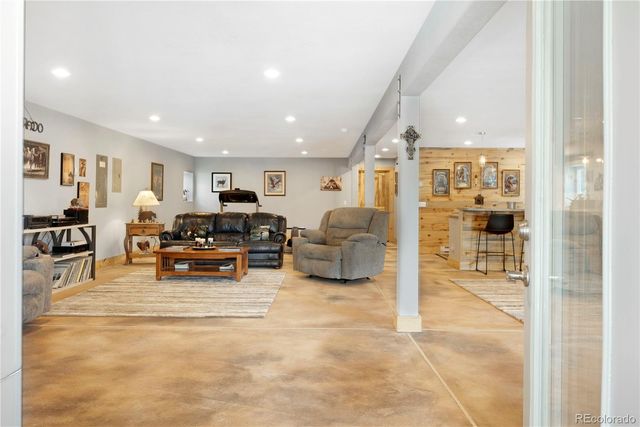 47 Piaute Way, Jefferson, CO 80432