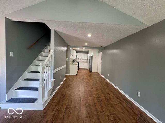 7548 Briarstone Drive, Indianapolis, IN 46227