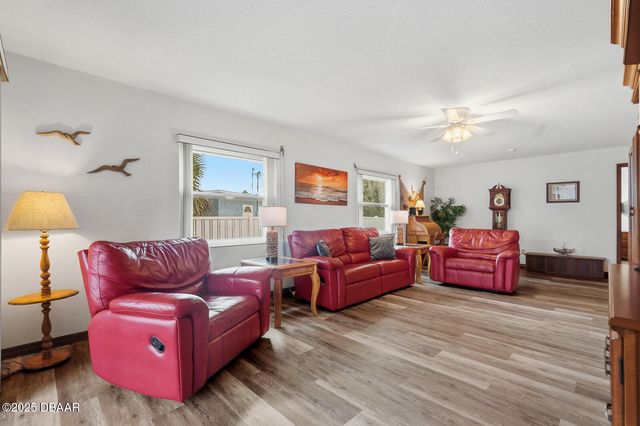 33 Ocean Breeze Circle, Ormond Beach, FL 32176