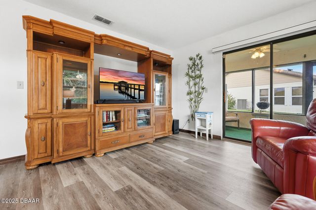 33 Ocean Breeze Circle, Ormond Beach, FL 32176