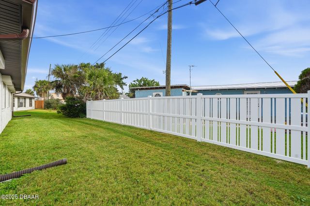 33 Ocean Breeze Circle, Ormond Beach, FL 32176