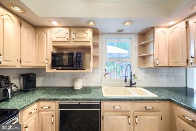 4350 OLD ORCHARD RD, York, PA 17402