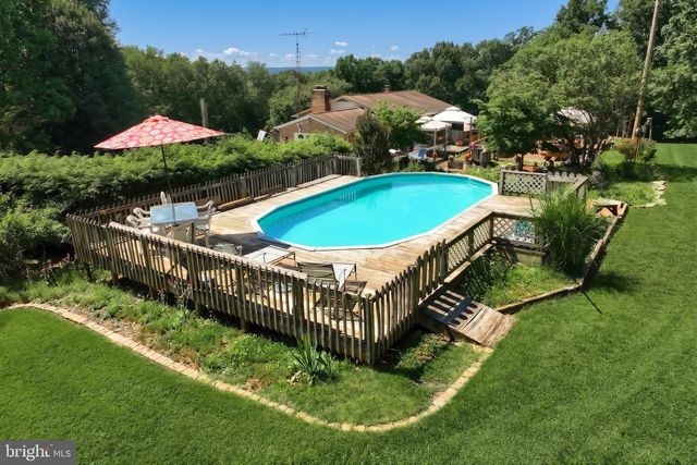 4350 OLD ORCHARD RD, York, PA 17402
