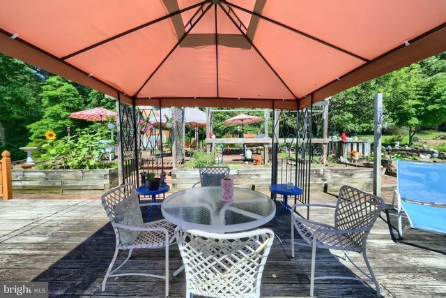 4350 OLD ORCHARD RD, York, PA 17402