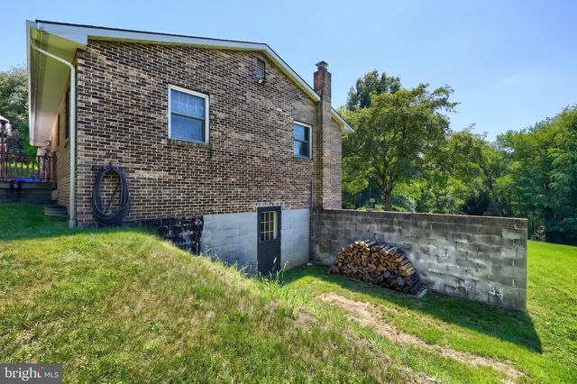 4350 OLD ORCHARD RD, York, PA 17402