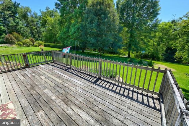 4350 OLD ORCHARD RD, York, PA 17402