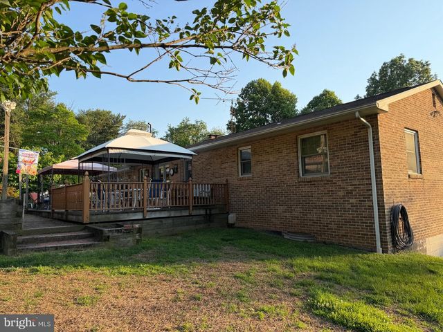 4350 OLD ORCHARD RD, York, PA 17402