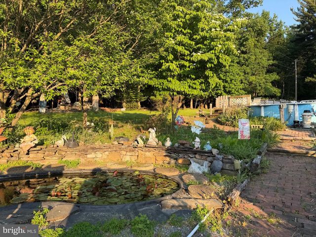 4350 OLD ORCHARD RD, York, PA 17402
