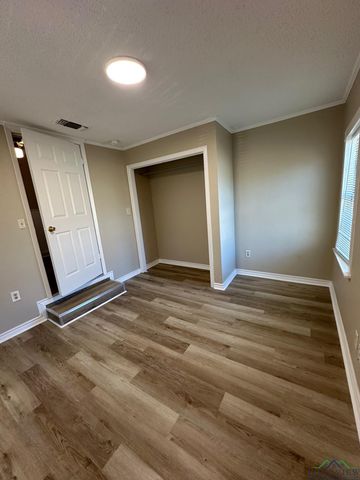 1329 Dale, Longview, TX 75601