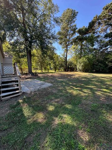 1329 Dale, Longview, TX 75601