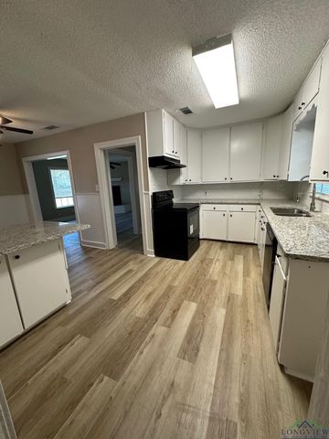 1329 Dale, Longview, TX 75601