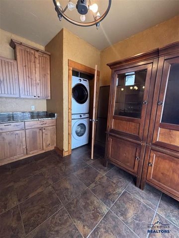 188 Oak Ridge Road, Spearfish, SD 57783