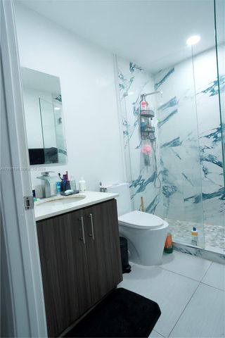 18499 NW 52nd Path, Miami Gardens, FL 33055