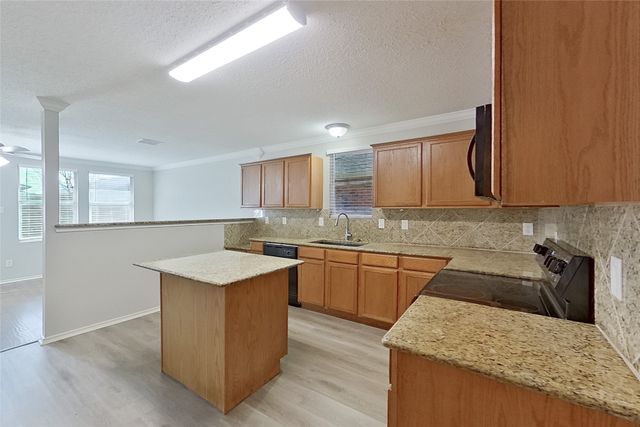 3608 Clydesdale Drive, Denton, TX 76210