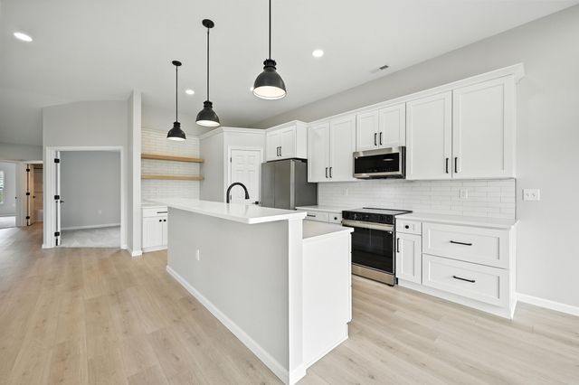 2316 Paragon Mill Drive, 303, Burlington, KY 41005