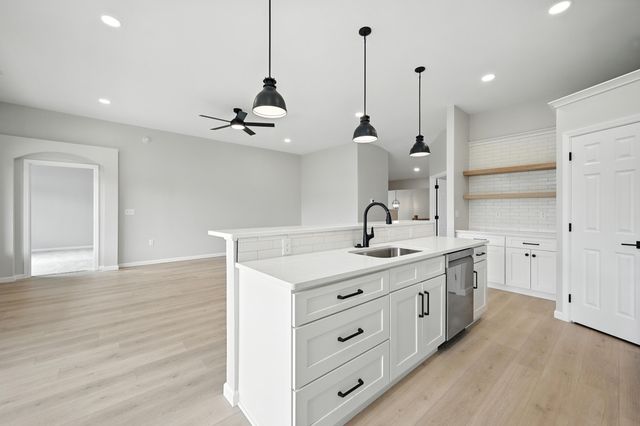 2316 Paragon Mill Drive, 303, Burlington, KY 41005