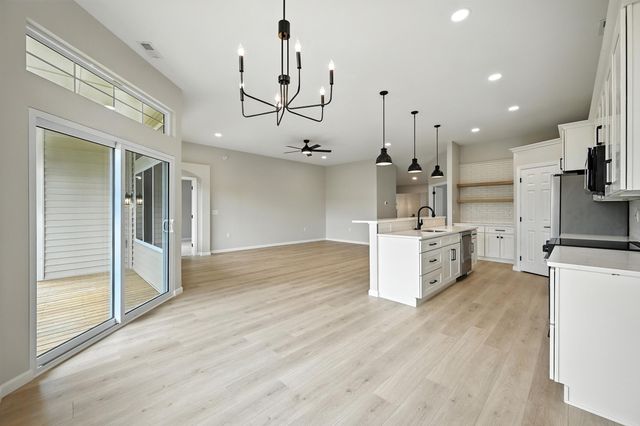 2316 Paragon Mill Drive, 303, Burlington, KY 41005